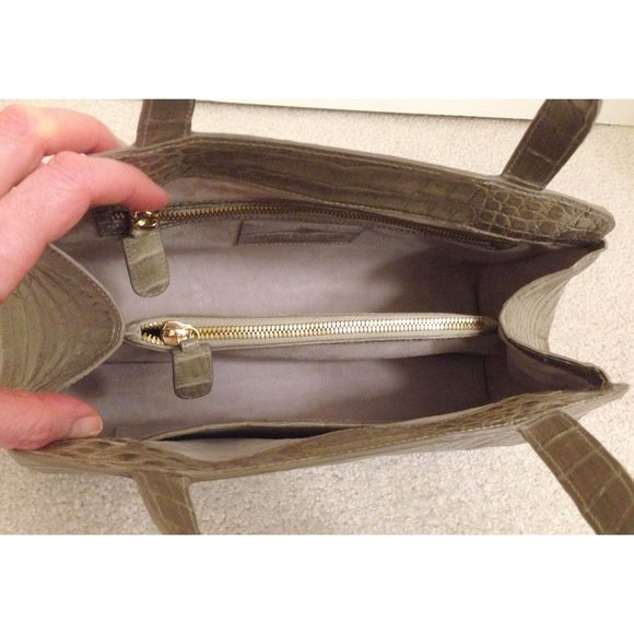 NWT GENUINE CROCODILE Nancy Gonzalez taupe grayish tan medium satchel doctor bag - Picture 6 of 10